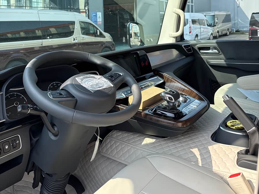 HongQi GuoYue صورة سيارة #9