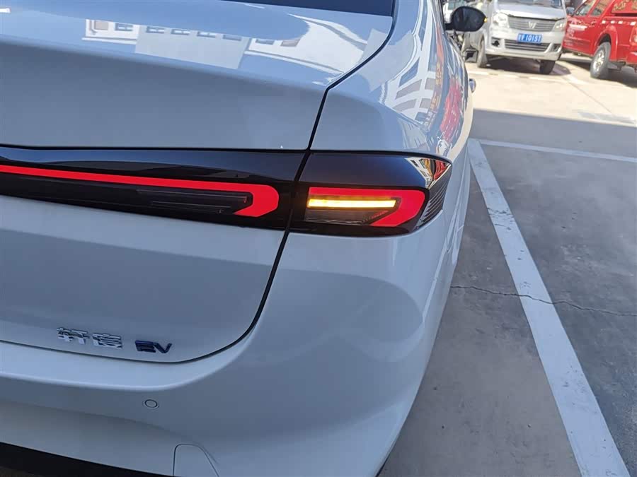 Kaiyi Xuandu EV 2025 #9 Kaiyi Xuandu EV 2025 изображение автомобиля #9