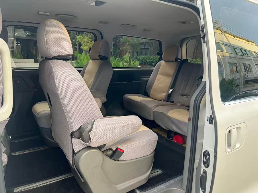 Forthing CM7 2015 car image #9