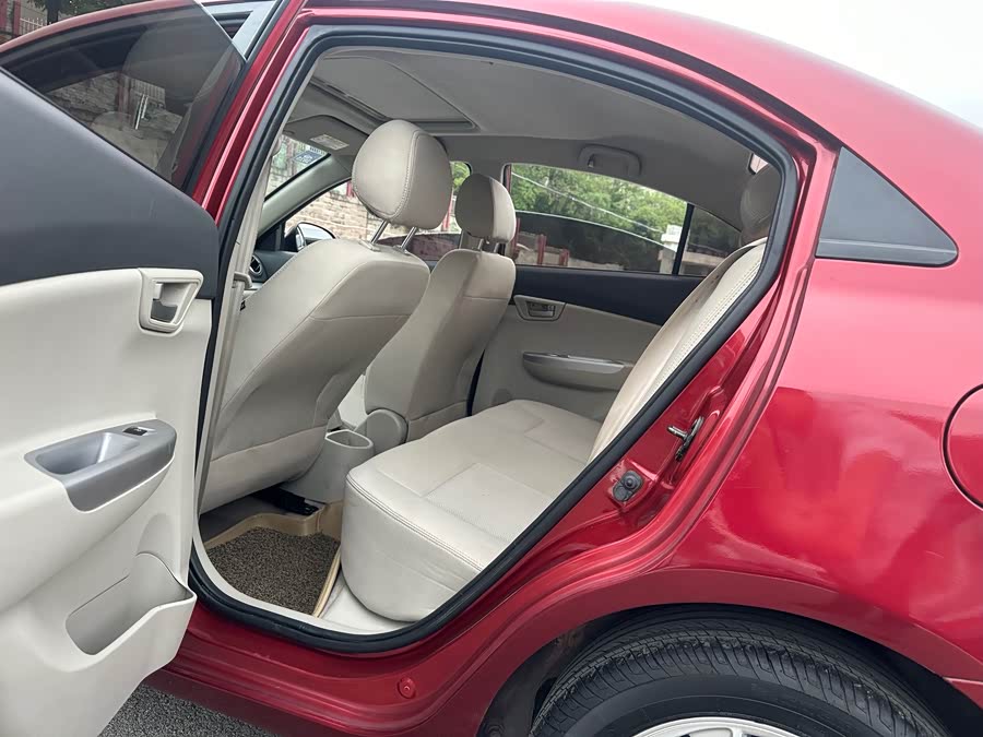 Changan Alsvin V5 2014 #9 Changan Alsvin V5 2014 car image #9