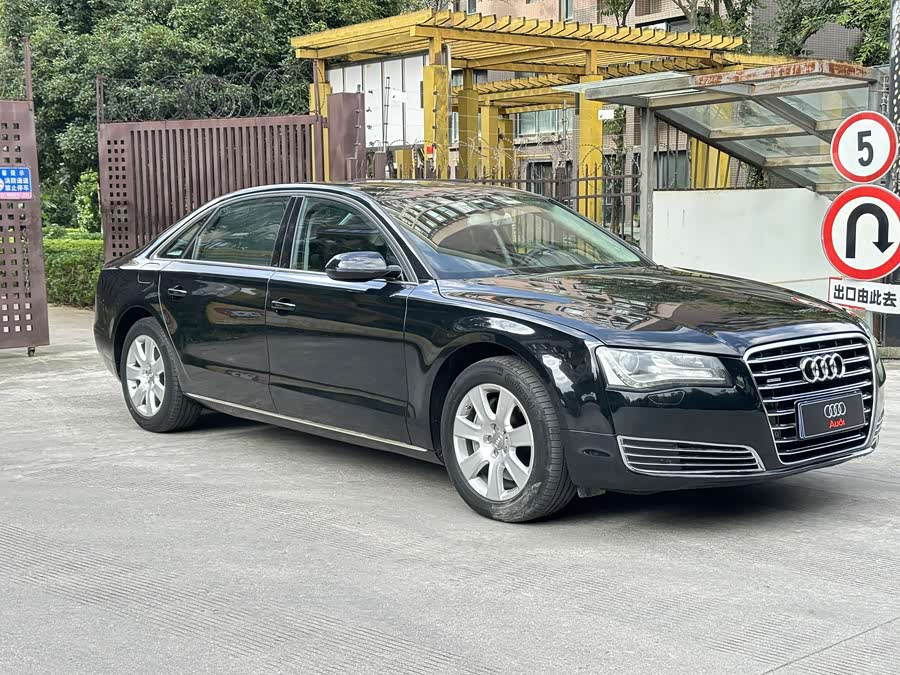 Audi A8 2012 imagen de coche #9