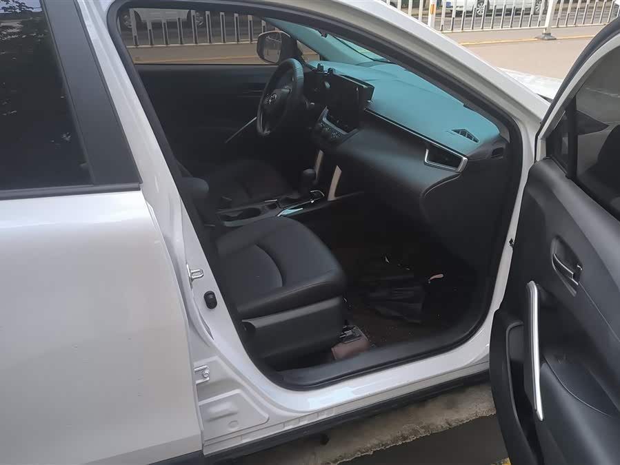 丰田 卡罗拉锐放 2024 汽车图片 #9