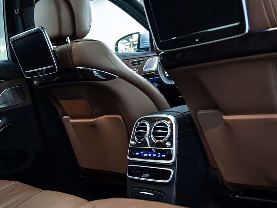 Mercedes-Benz S AMG 2015 car image #9