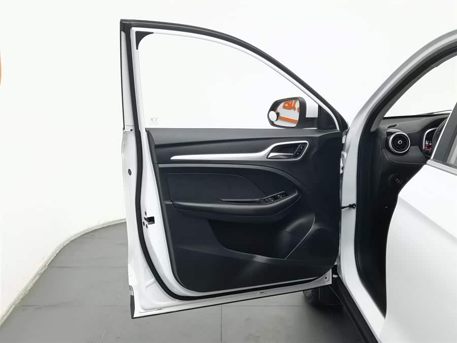 MG ZS 2019 car image #9