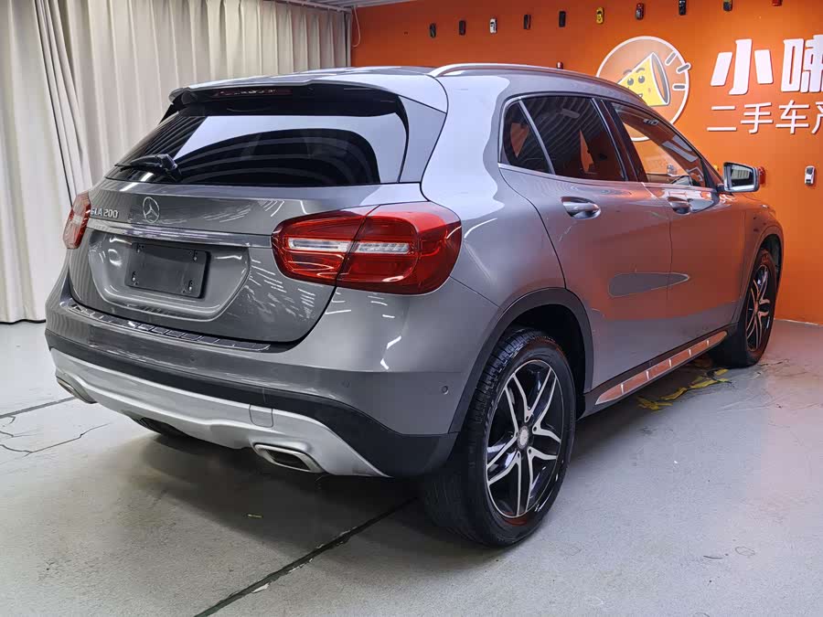 Mercedes-Benz GLA Class 2015 car image #9