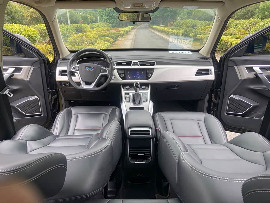 GEELY Boyue 2018 car image #9