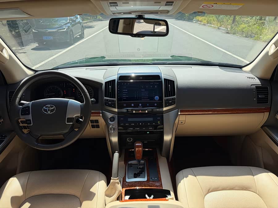 丰田 兰德酷路泽 2007 汽车图片 #9