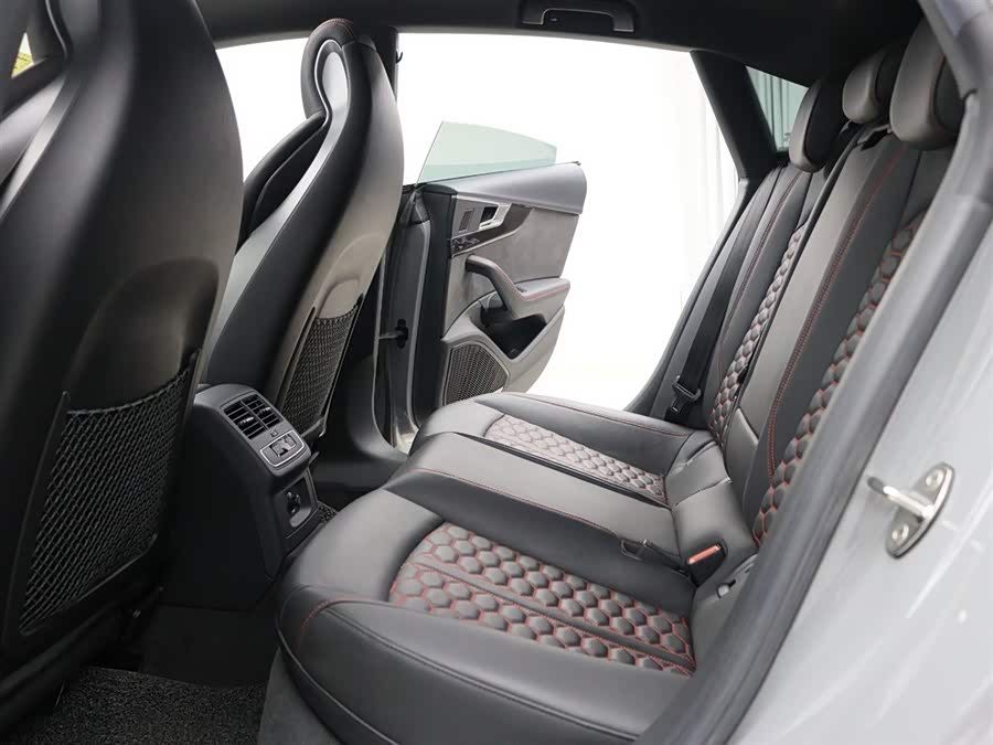 Audi RS 5 2020 car image #9