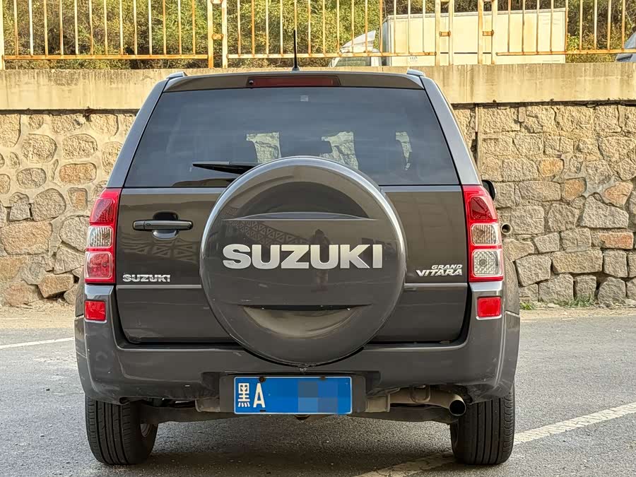 铃木 超级维特拉 2009 汽车图片 #9