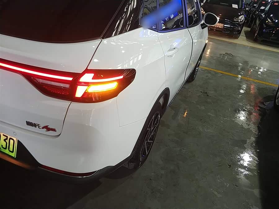 哪吒汽车 哪吒AYA 2024 汽车图片 #9