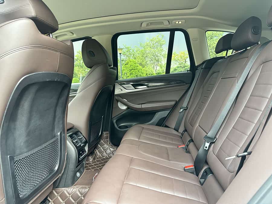 BMW X3 2019 image de voiture #9