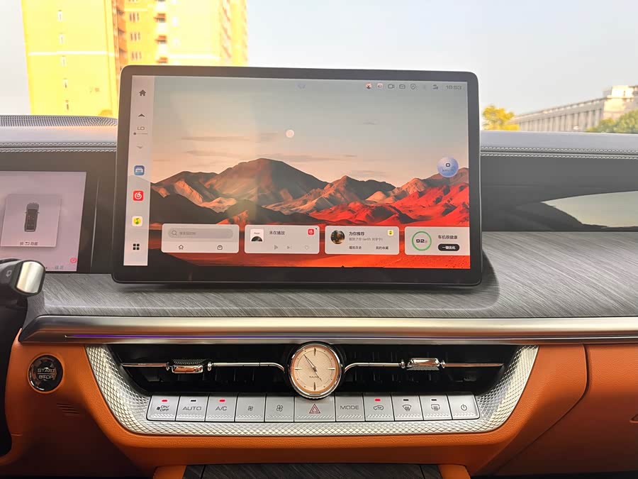 Tank 500 2022 imagen de coche #9