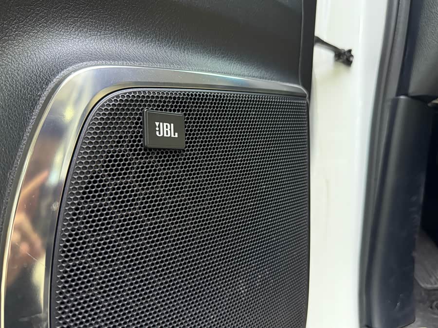 Toyota Alphard 2020 #9 Toyota Alphard 2020 car image #9