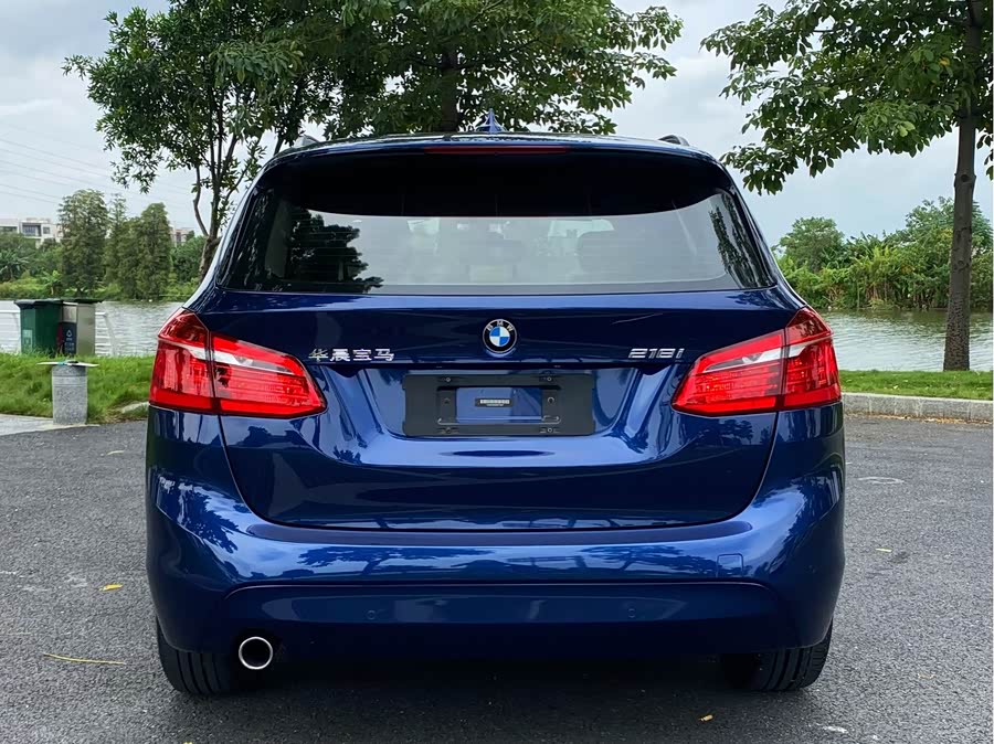 BMW 2 Series Tourer 2016 car image #9