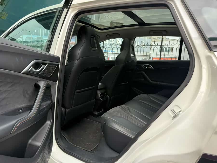 Roewe D5X DMH 2024 car image #9