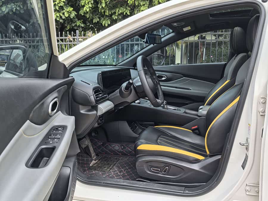 GAC Trumpchi Empow 2022 car image #9