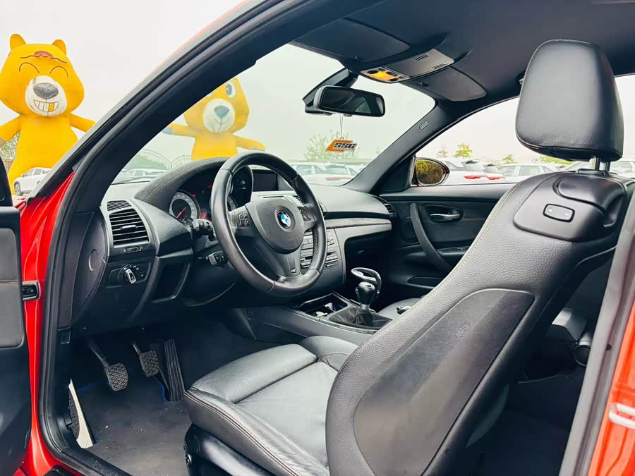 BMW 1 Series M 2012 car image #9