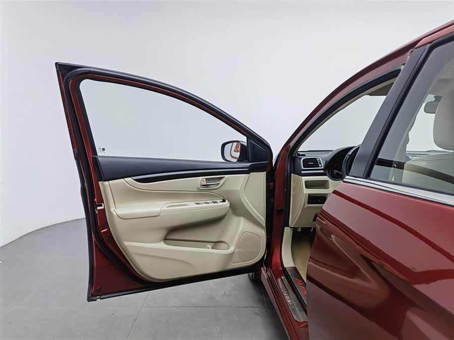 铃木 启悦 2015 汽车图片 #9