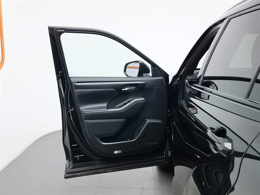 Toyota Crown Kluger 2023 car image #9