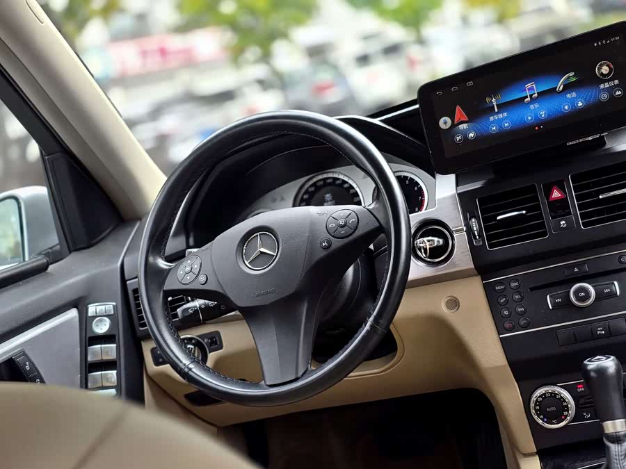 Mercedes-Benz GLK Class (Imported) 2010 #9 Mercedes-Benz GLK Class (Imported) 2010 car image #9