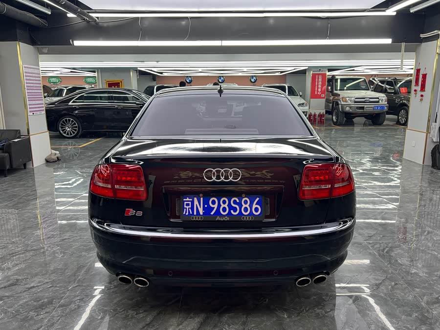 Audi S8 2008 car image #9