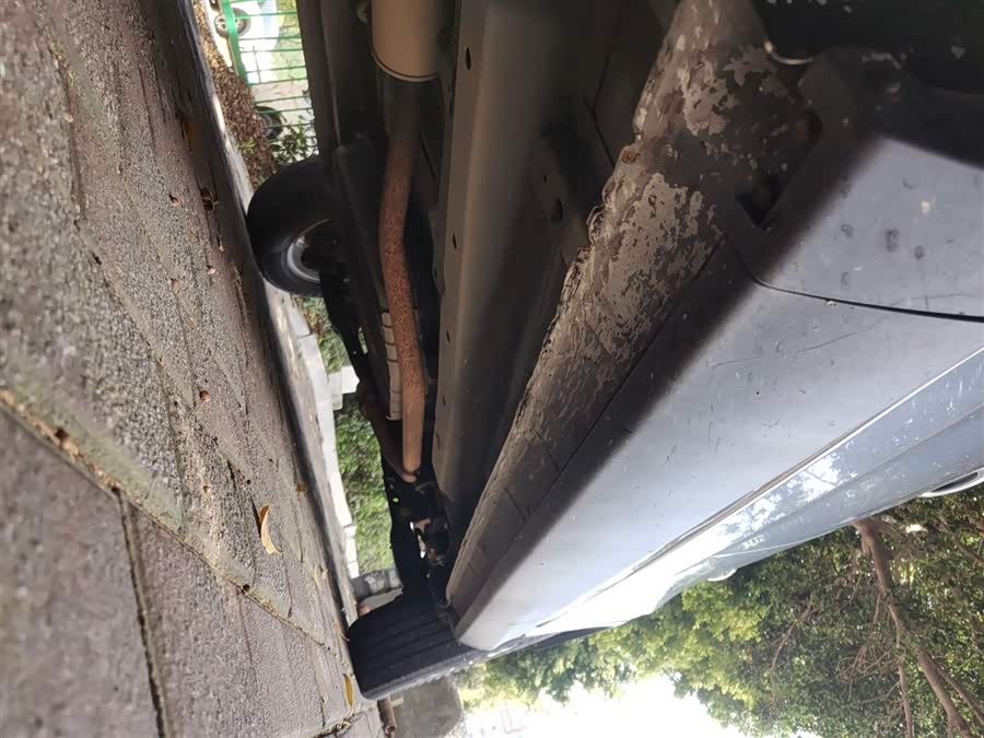 SWM G01 2020 car image #9