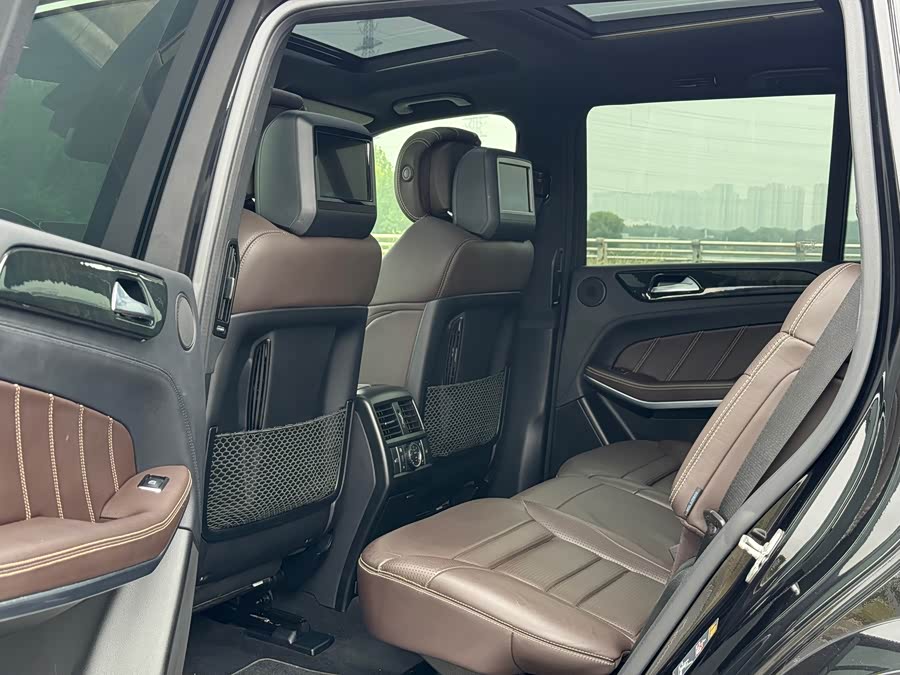 Mercedes-Benz GLS AMG 2016 car image #9