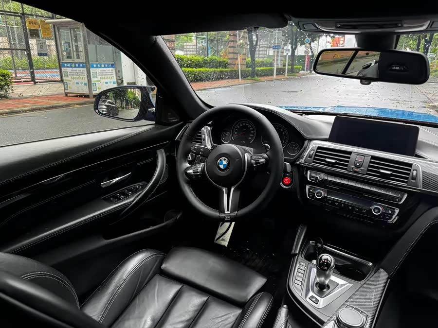 BMW M4 2019 car image #9