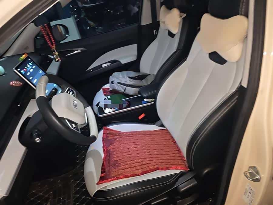 哪吒汽车 哪吒AYA 2024 汽车图片 #9