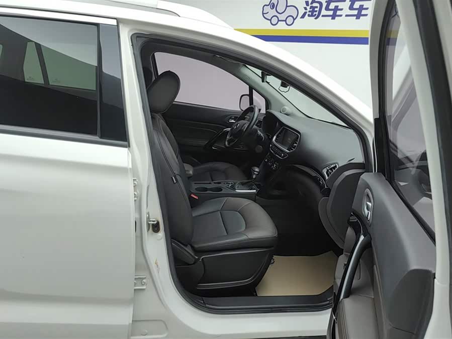 GAC Trumpchi GS4 2017 #9 GAC Trumpchi GS4 2017 car image #9