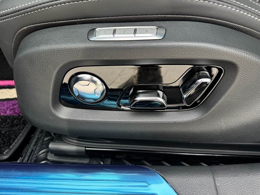 HongQi H9 2024 car image #9