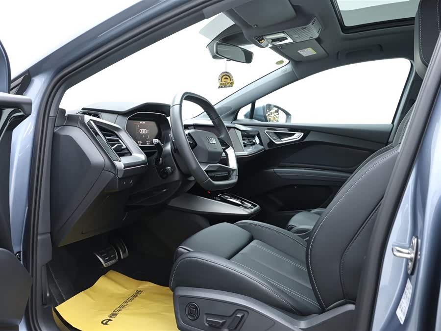 Audi Q4 e-tron 2024 imagem de carro #9