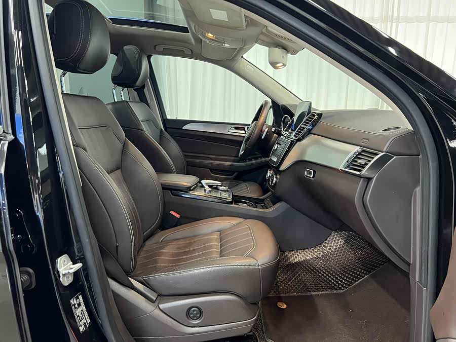 Mercedes-Benz GLS Class 2016 #9 Mercedes-Benz GLS Class 2016 car image #9