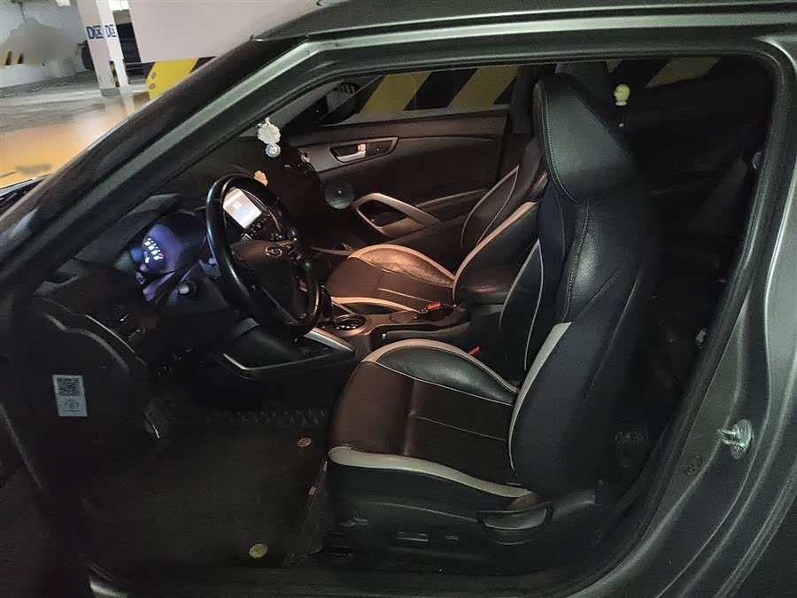 Hyundai Veloster 2014 immagine di auto #9