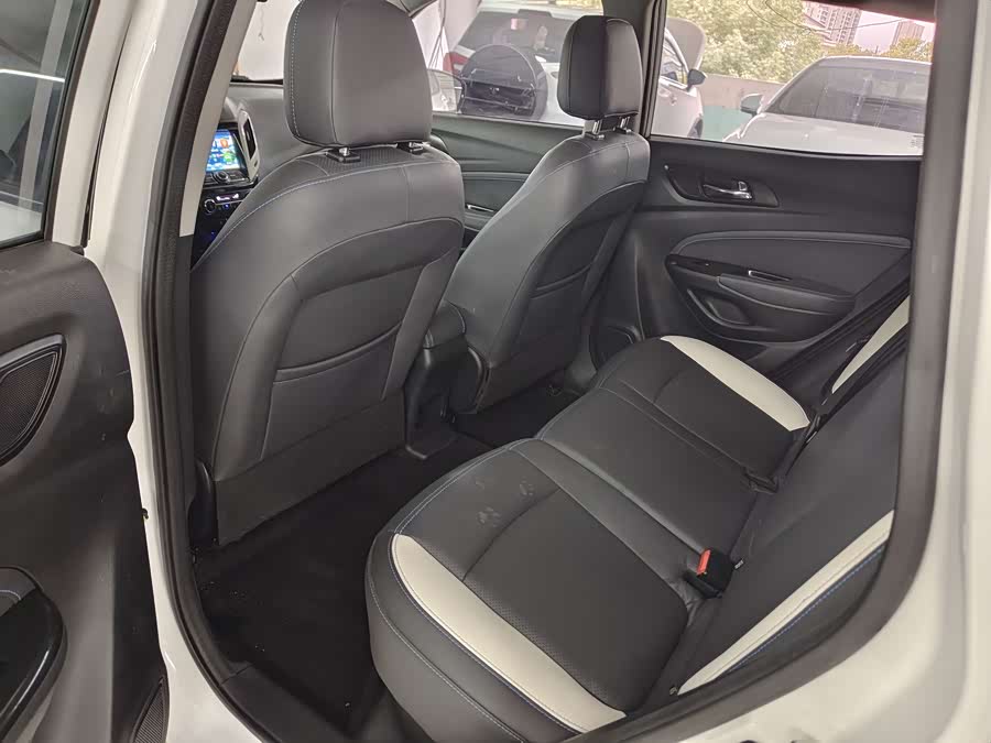 Changan CS15 EV 2018 immagine di auto #9