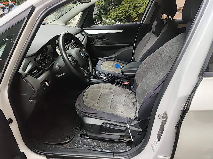 BMW 2 Series Gran Tourer 2015 car image #9