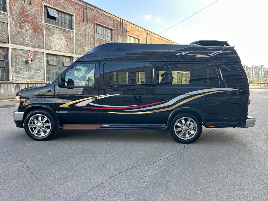 Ford E350 2016 car image #9