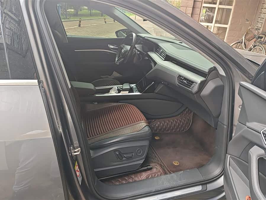 Audi e-tron (Imported) 2020 #9 Audi e-tron (Imported) 2020 car image #9