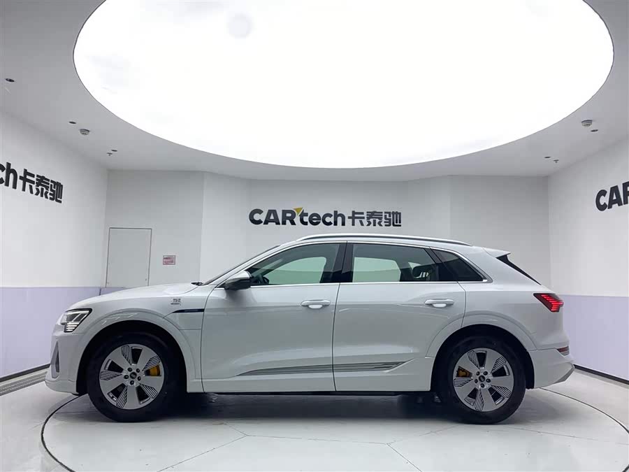 Mercedes-Benz SLK AMG 2025 #9 Mercedes-Benz SLK AMG 2025 صورة سيارة #9