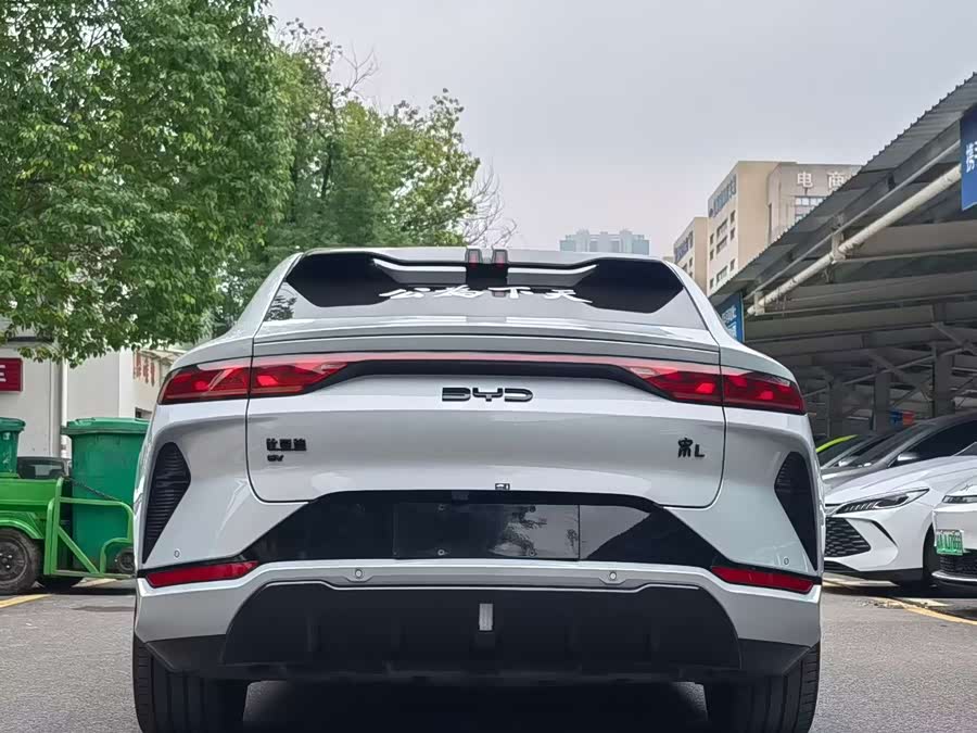 BYD SongL EV 2024 car image #9