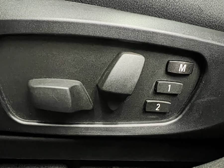 BMW X1 (Imported) 2013 car image #9