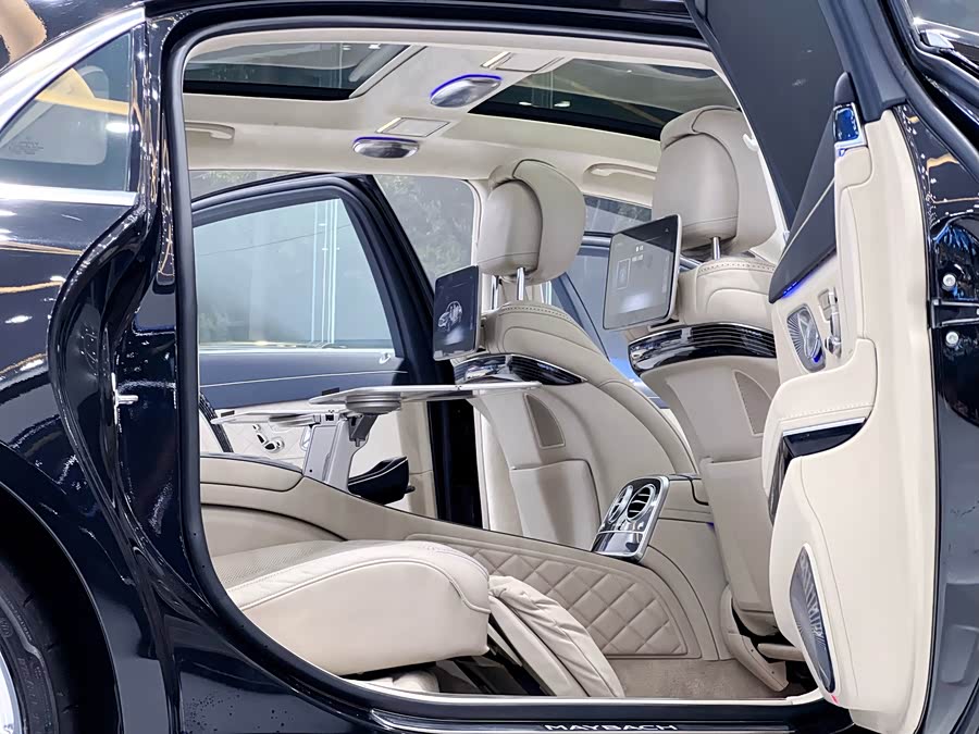 Mercedes-Benz Maybach S Class 2018 #9 Mercedes-Benz Maybach S Class 2018 image de voiture #9