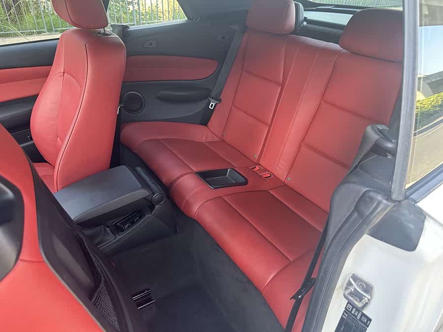 BMW 1 Series (Imported) 2012 car image #9