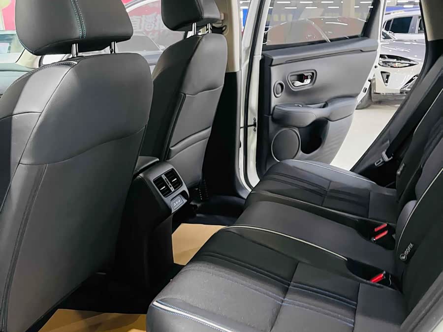 Honda HR-V 2023 car image #9