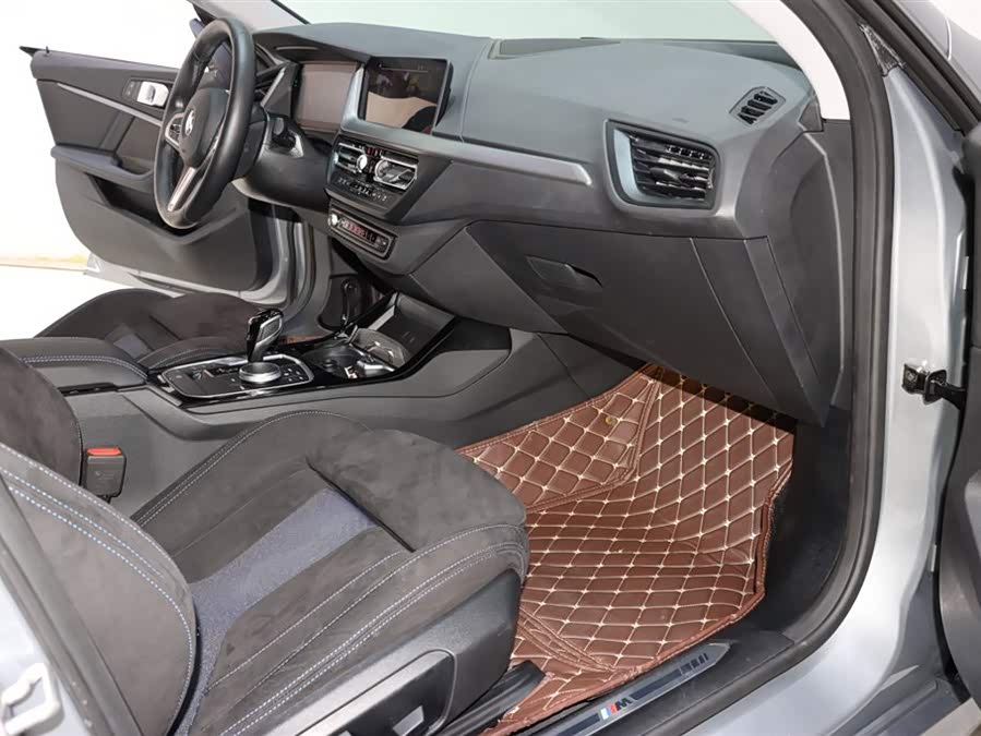 BMW 2 Series (Imported) 2023 изображение автомобиля #9