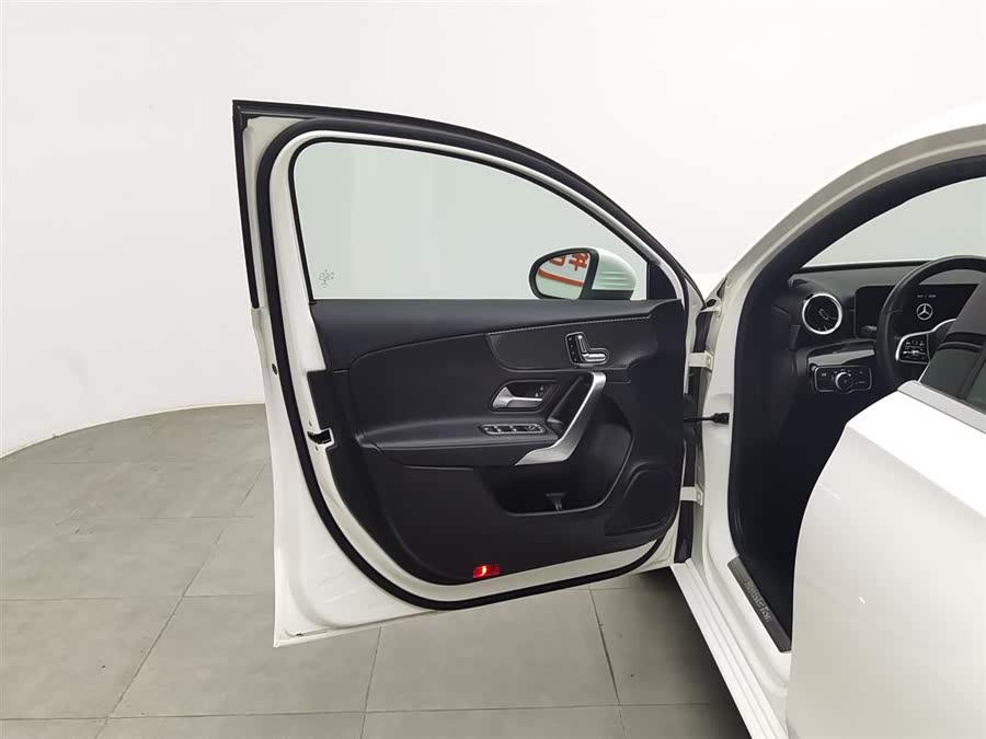 Mercedes-Benz A Class (Imported) 2020 #9 Mercedes-Benz A Class (Imported) 2020 car image #9