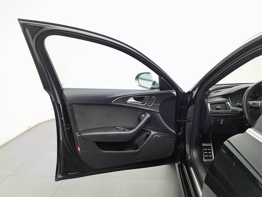 Audi S6 2013 immagine di auto #9