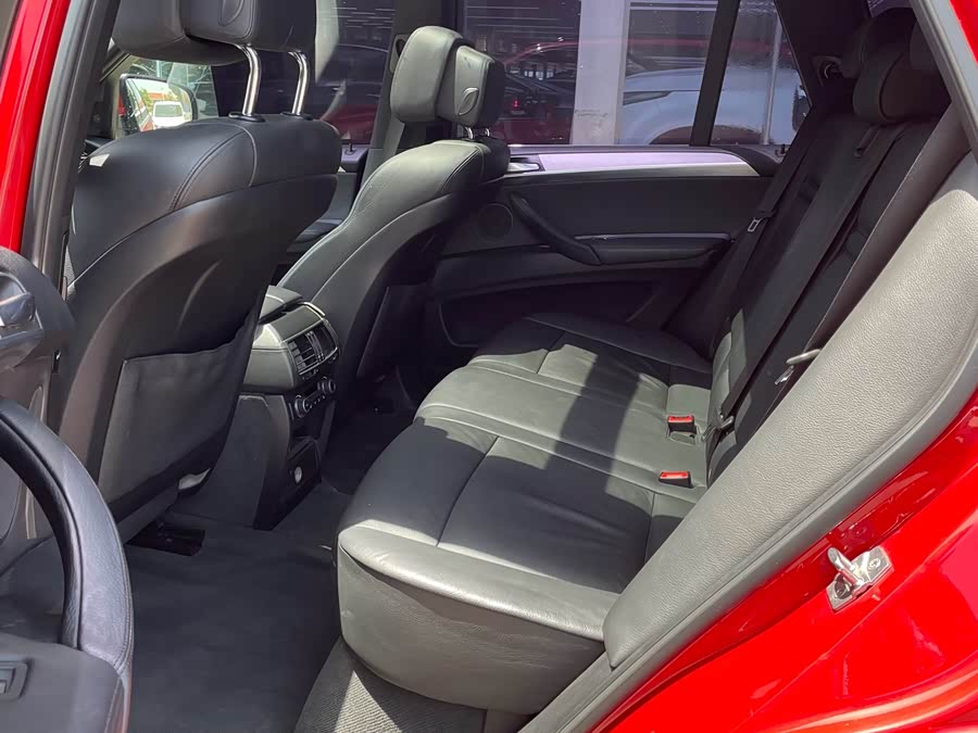 BMW X5 M 2010 #9 BMW X5 M 2010 car image #9