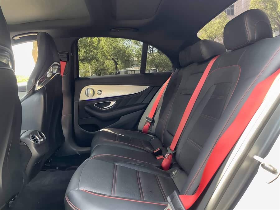 Mercedes-Benz E AMG 2018 immagine di auto #9