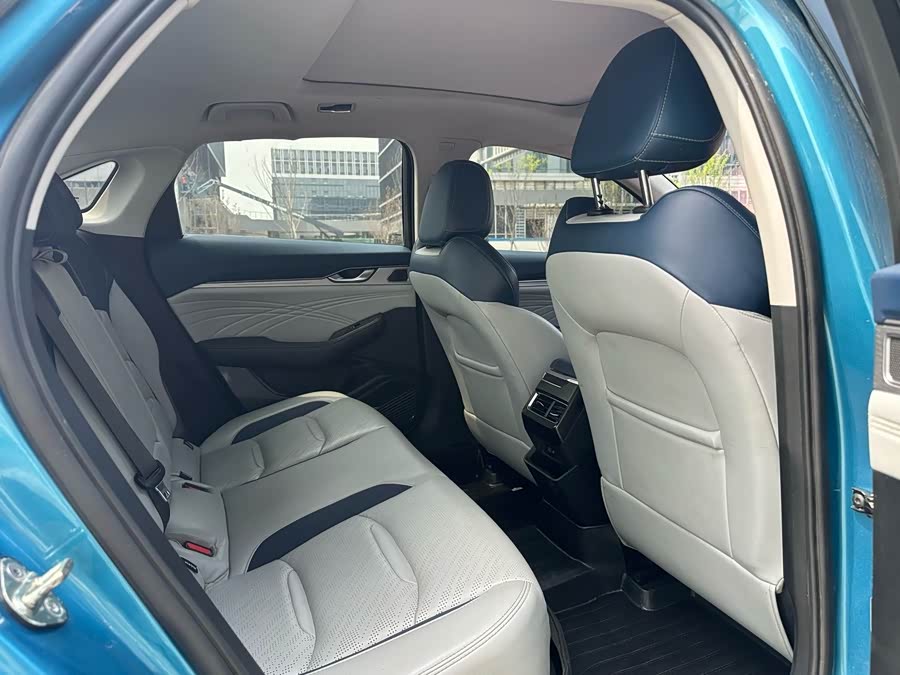 GEELY PrefaceL 2021 imagen de coche #9